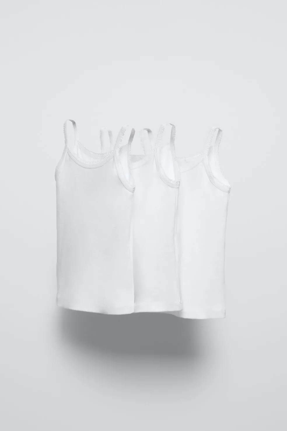 2-6 ANOS/ PACK DE TRÊS T-SHIRTS DE ALÇAS-ZARA Sale