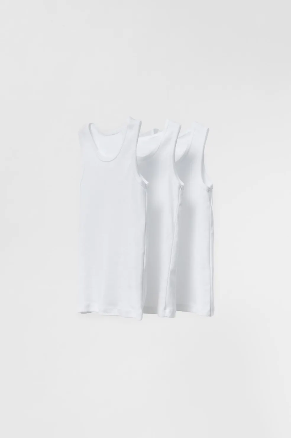 2-6 ANOS/ PACK DE TRÊS T-SHIRTS BÁSICAS-ZARA Store