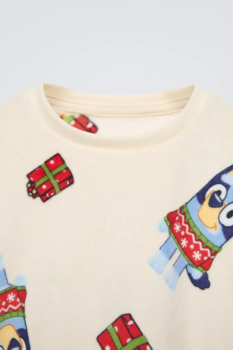 2-6 ANOS/ PIJAMA DE VELUDO BLUEY © LUDO STUDIO-ZARA Flash Sale
