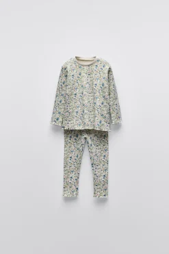 2-6 ANOS/ PIJAMA FLORZINHAS-ZARA Fashion