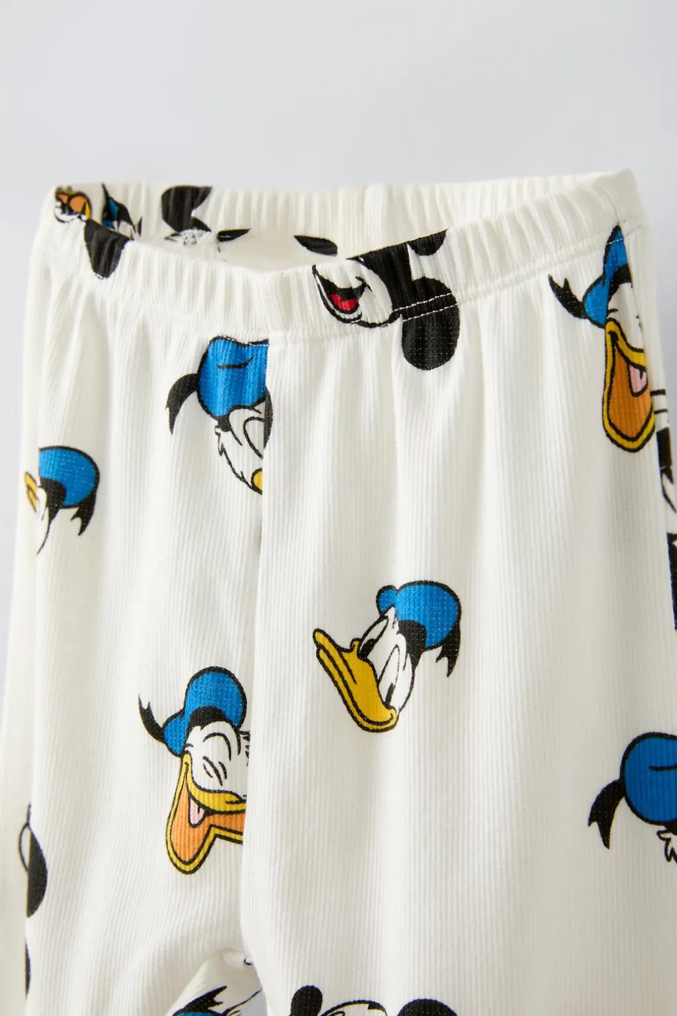 2-6 ANOS/ PIJAMA MICKEY MOUSE AND FRIENDS © DISNEY-ZARA Online