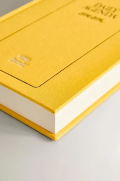ZARA Presentes Para O Lar|Presentes Para O Lar^AGENDA DE VISTA DIÁRIA PAPELARIA A5 Amarelo