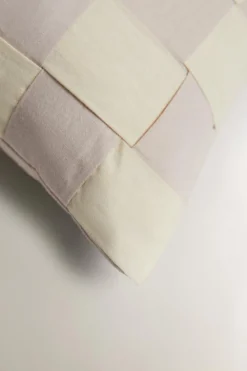 ALMOFADA INFANTIL ENTRANÇADA-ZARA Online
