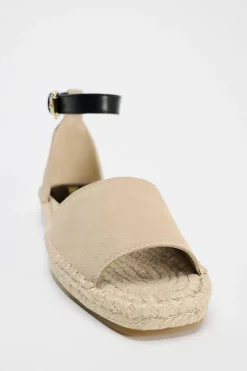 ZARA Sapatos^ALPERCATA COM PULSEIRA Castanho-areia