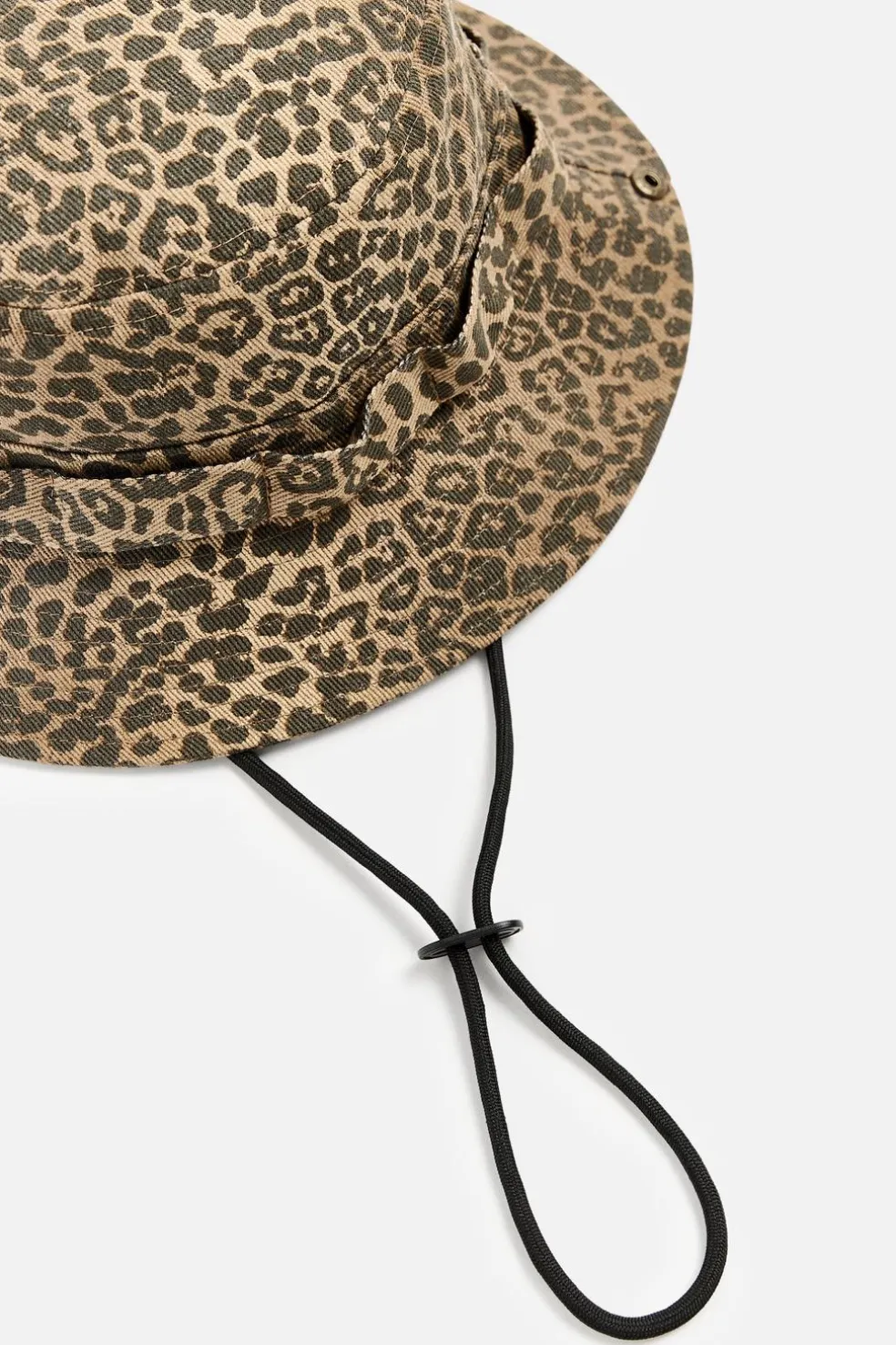 ZARA Acessórios^ANIMAL PRINT UTILITY HAT Leopardo