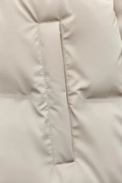 ZARA Sobretudos / Anoraques|Winter Layersnew^ANORAQUE ACOLCHOADO COM CAPUZ WINDPROOF Cru
