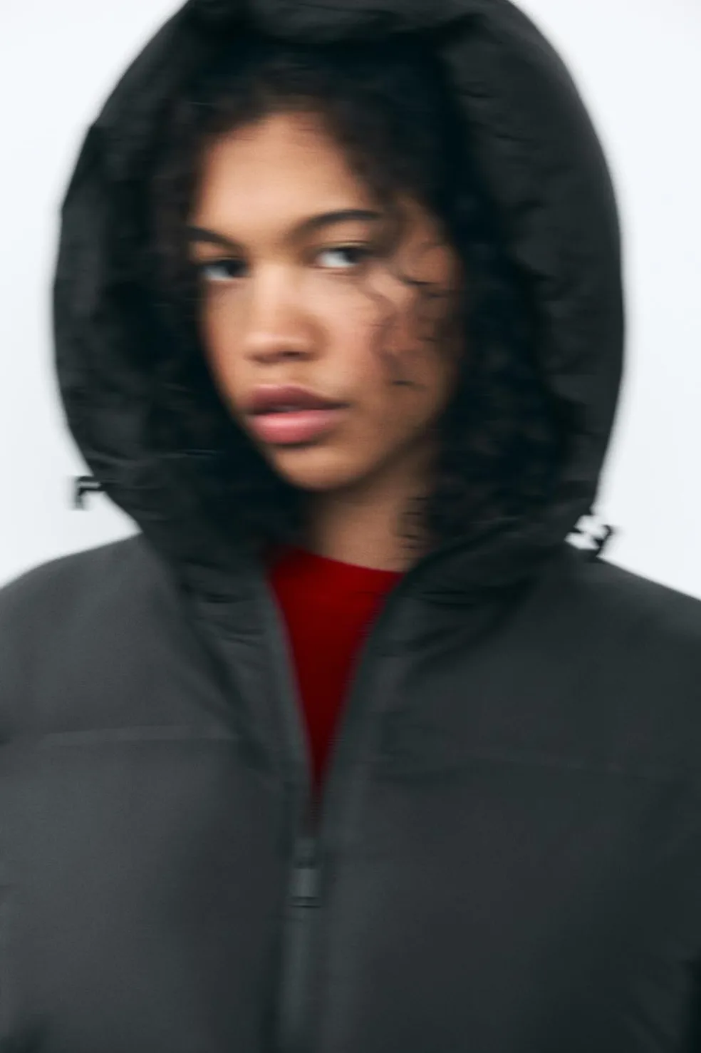 ZARA Sobretudos / Anoraques^ANORAQUE ACOLCHOADO IMPERMEÁVEL Preto
