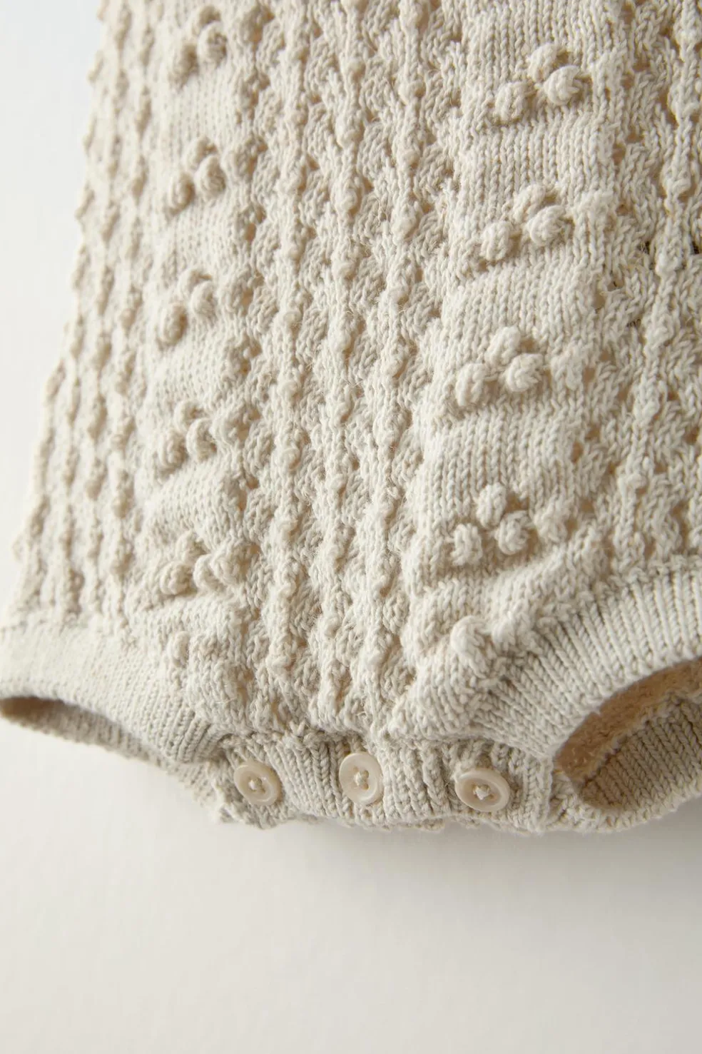 BABYGRO DE MALHA COM FOLHOS-ZARA New