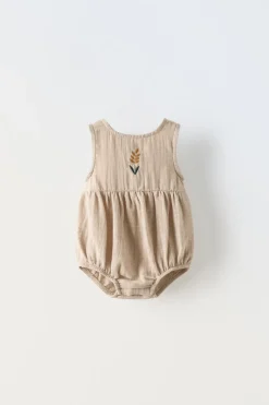 BABYGROW EM CREPE COM BORDADO-ZARA Fashion