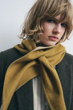 ZARA Acessórios / Bijuteria^BANDANA COM LÃ Camel-claro