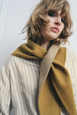 ZARA Acessórios / Bijuteria^BANDANA COM LÃ Camel-claro