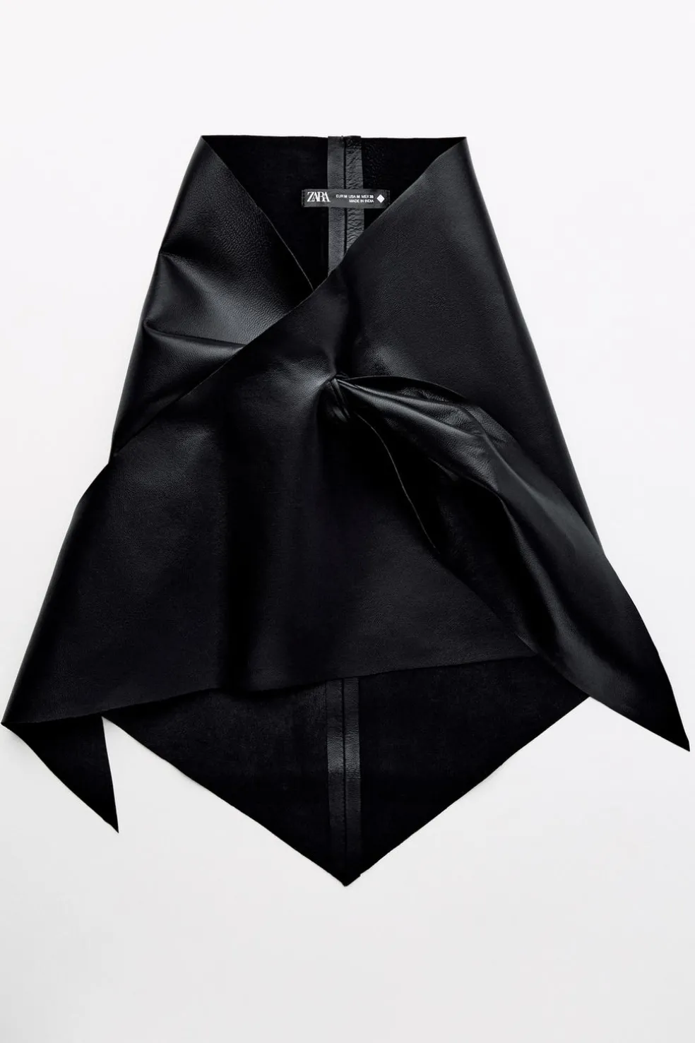 ZARA Acessórios / Bijuteria|Lingerie^BANDANA TRIANGULAR 100% PELE Preto