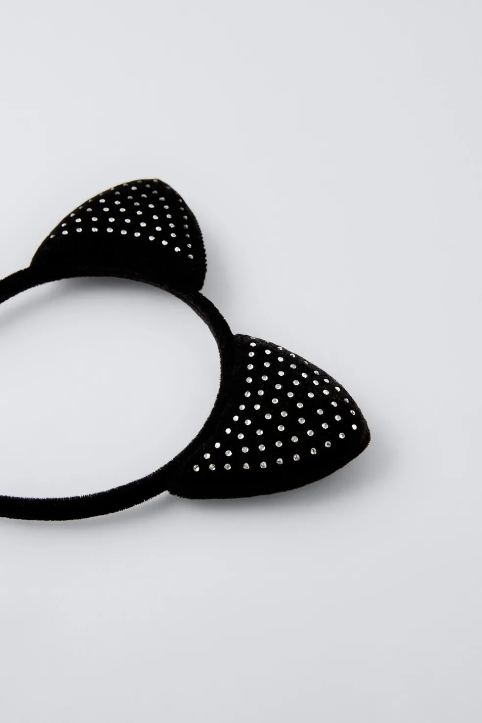 BANDOLETE COM ORELHAS DE STRASS-ZARA Store