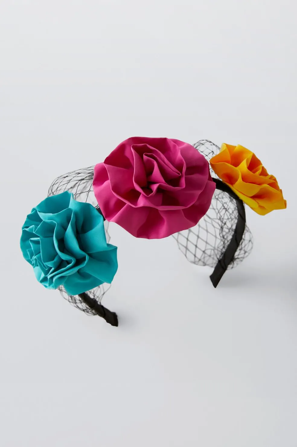 BANDOLETE DISFARCE COM FLORES E MESH-ZARA Best