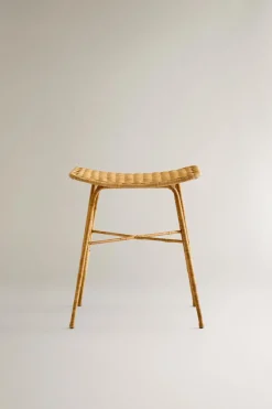 ZARA Móveis|Móveis^BANQUETA DE METAL DE RATÃ ENTRANÇADO Castanho
