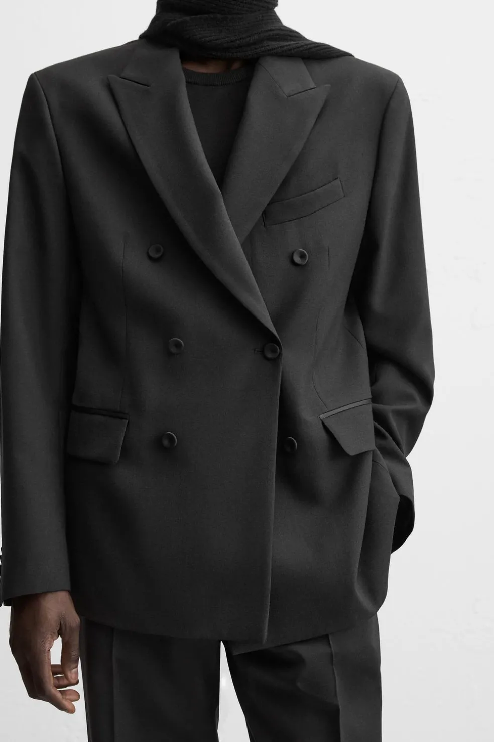 ZARA Blazers^BLAZER CRUZADO SMOKING Preto