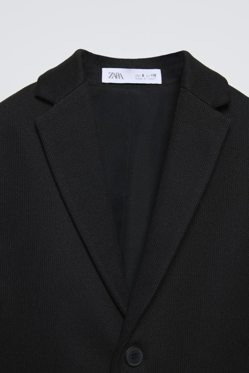 BLAZER DE FATO PIQUÉ-ZARA New