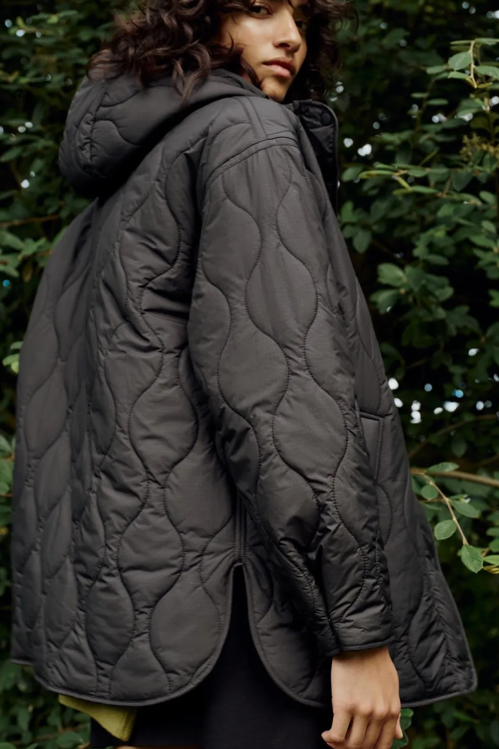 ZARA Blusões^BLUSÃO ACOLCHOADO CAPUZ Preto