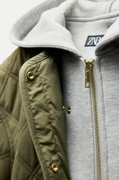 ZARA Blusões^BLUSÃO ACOLCHOADO COM CAPUZ IMPERMEÁVEL Caqui