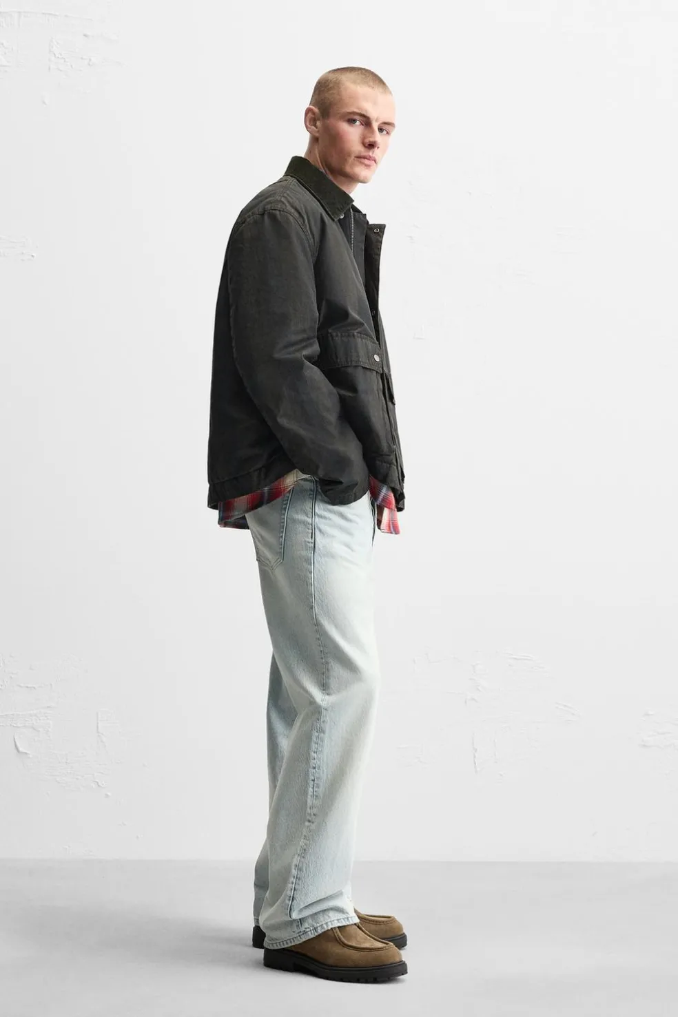 ZARA Blusões^BLUSÃO AOS QUADRADOS COM GOLA COMBINADA Preto