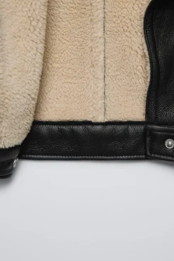 BLUSÃO BIKER COM EFEITO DE PELE E EFEITO DE PELO ENCARACOLADO-ZARA Fashion