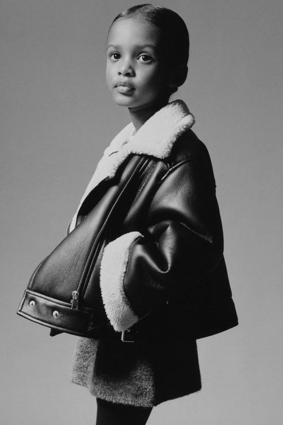 BLUSÃO BIKER COM EFEITO DE PELE E EFEITO DE PELO ENCARACOLADO-ZARA Fashion