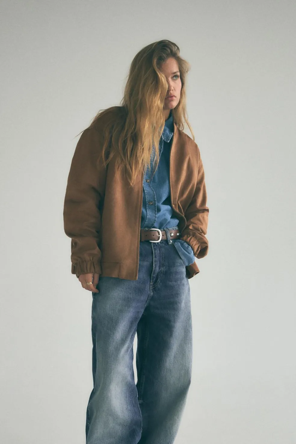 ZARA Blusões^BLUSÃO BOMBER COM EFEITO CAMURÇA Camel-médio