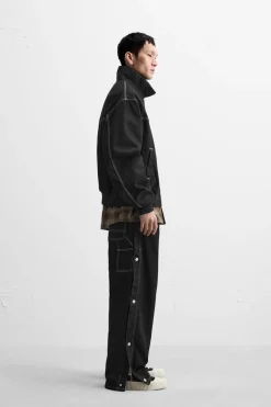 ZARA Blusões^BLUSÃO BOMBER PESPONTOS EM CONTRASTE Preto