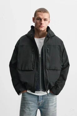 ZARA Blusões^BLUSÃO COM CAPUZ IMPERMEÁVEL Preto