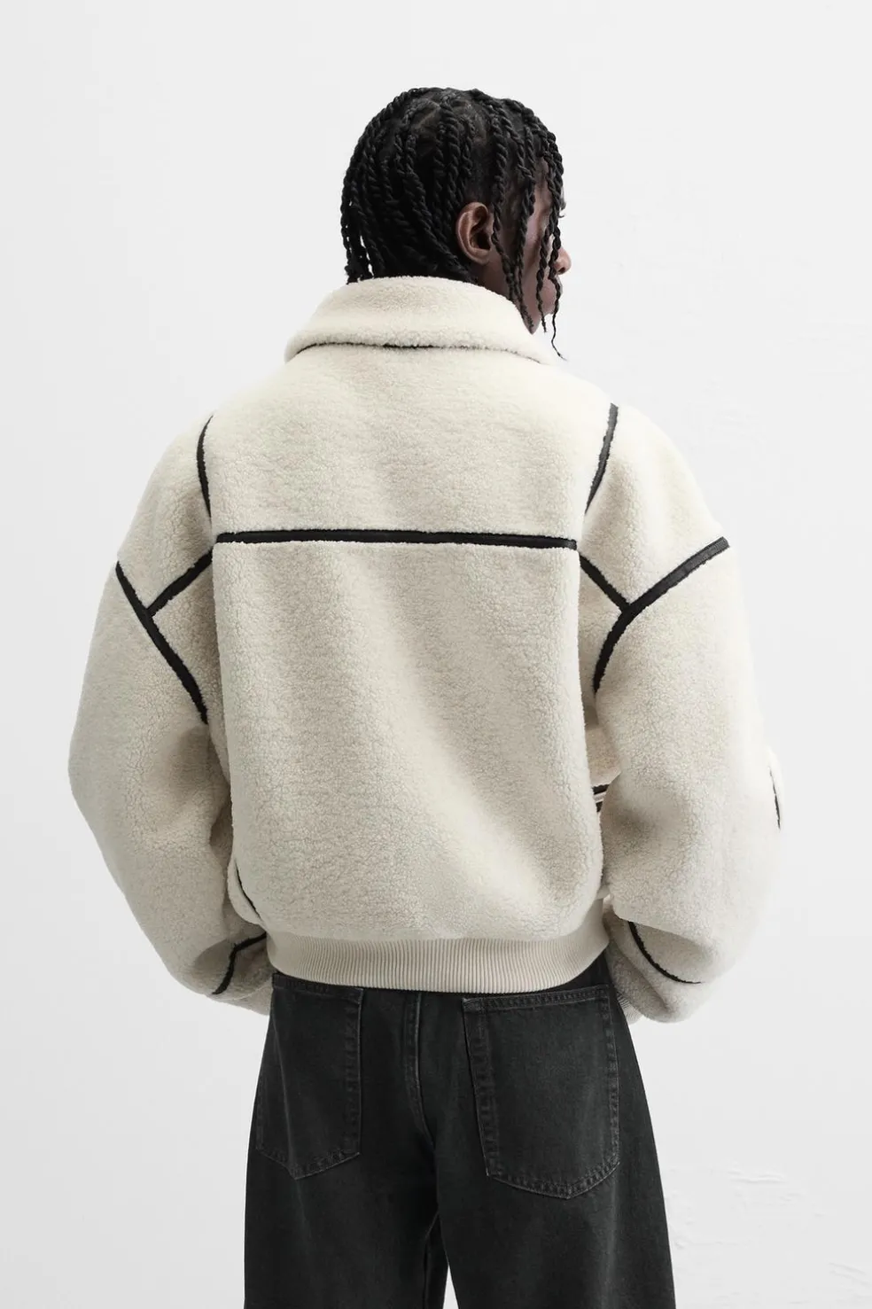 ZARA Vestuário De Inverno|Blusões^BLUSÃO COM EFEITO DE PELO ENCARACOLADO CONTRASTANTE Branco-marfim