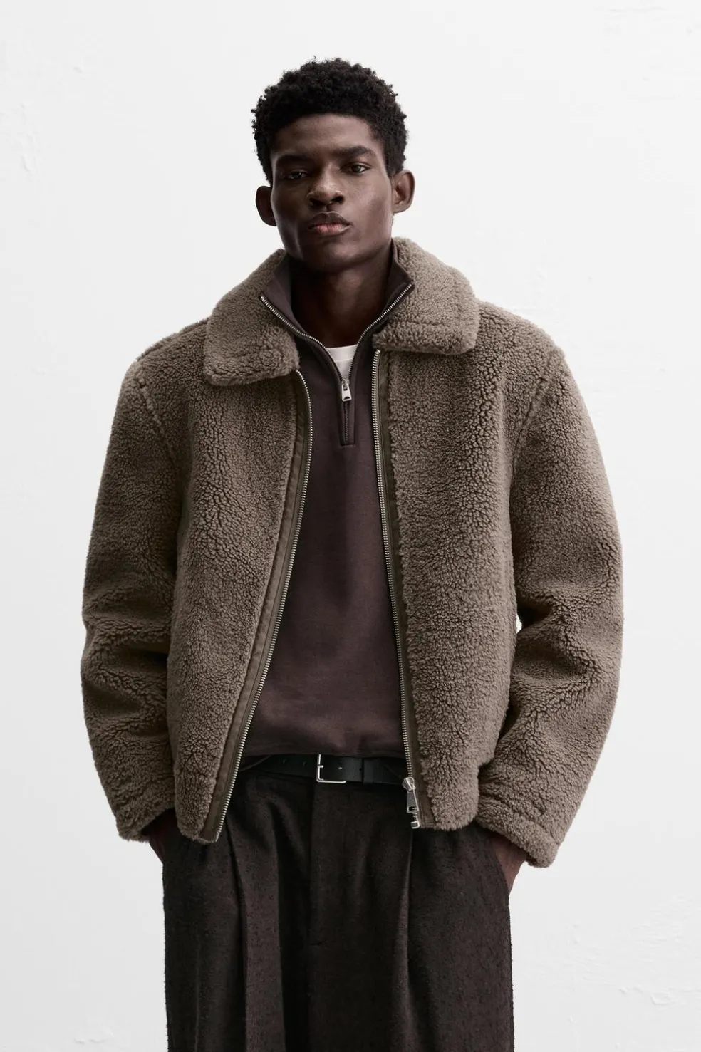 ZARA Vestuário De Inverno|Blusões^BLUSÃO COM EFEITO DE PELO ENCARACOLADO Castanho / Toupeira