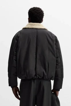 ZARA Vestuário De Inverno|Blusões^BLUSÃO COM GOLA COMBINADA Preto