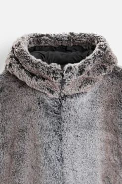 ZARA Vestuário De Inverno|Blusões^BLUSÃO CROPPED EFEITO DE PELO Bege / Verde