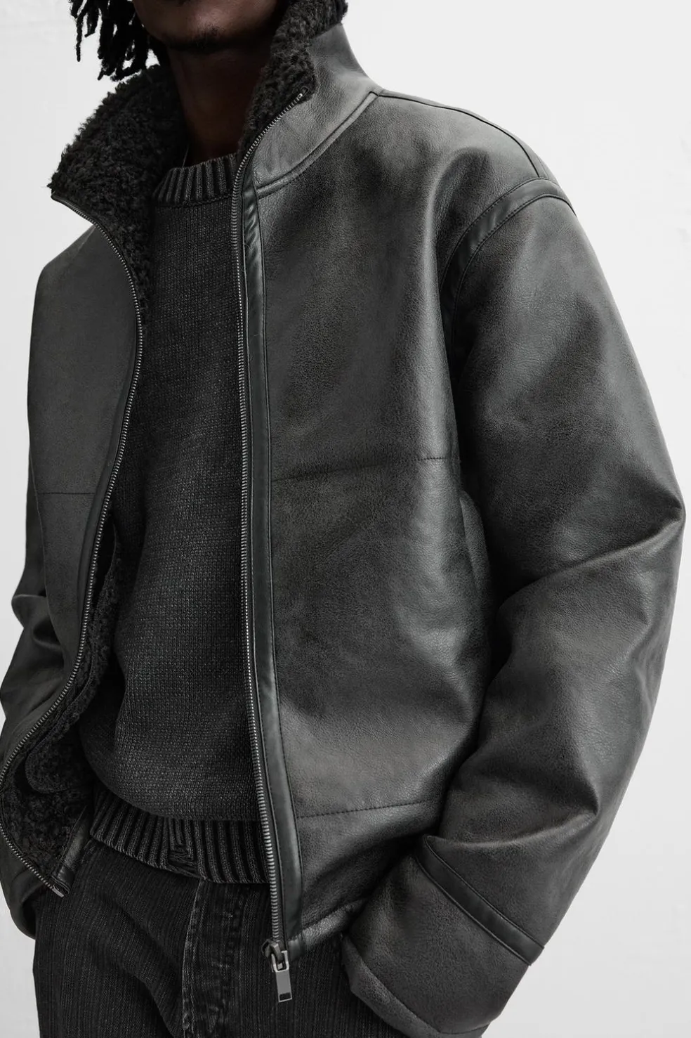 ZARA Vestuário De Inverno|Blusões^BLUSÃO DE POLIPELE DE DUPLA FACE Preto