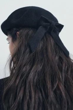 ZARA Acessórios / Bijuteria^BOINA DE LÃ COM LAÇO Preto