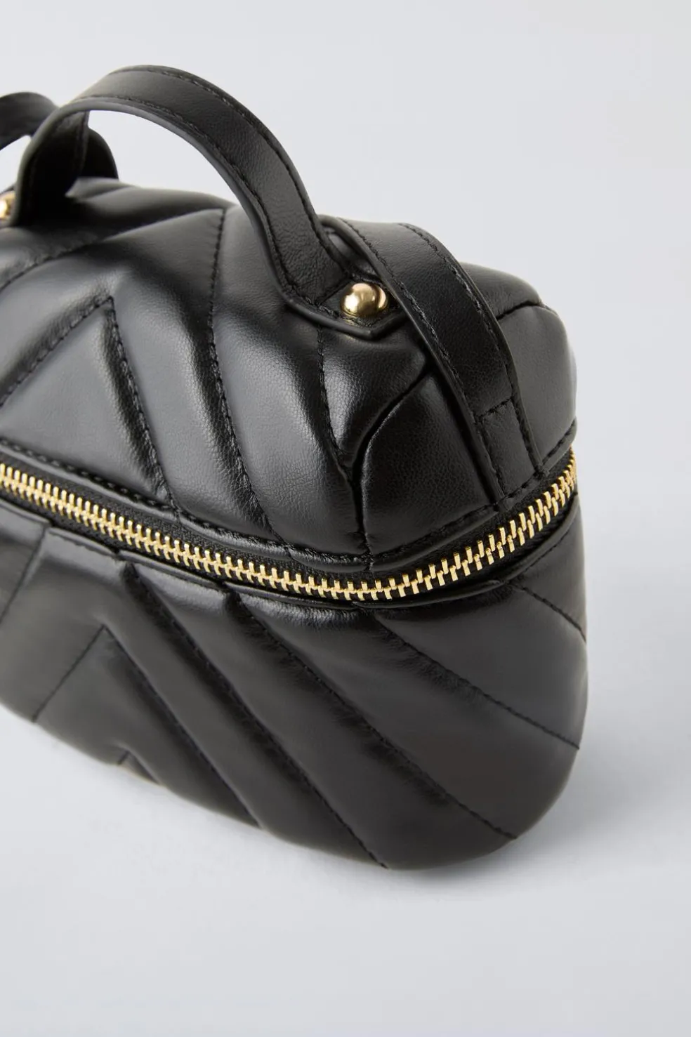 BOLSA CAIXA ACOLCHOADA-ZARA Online