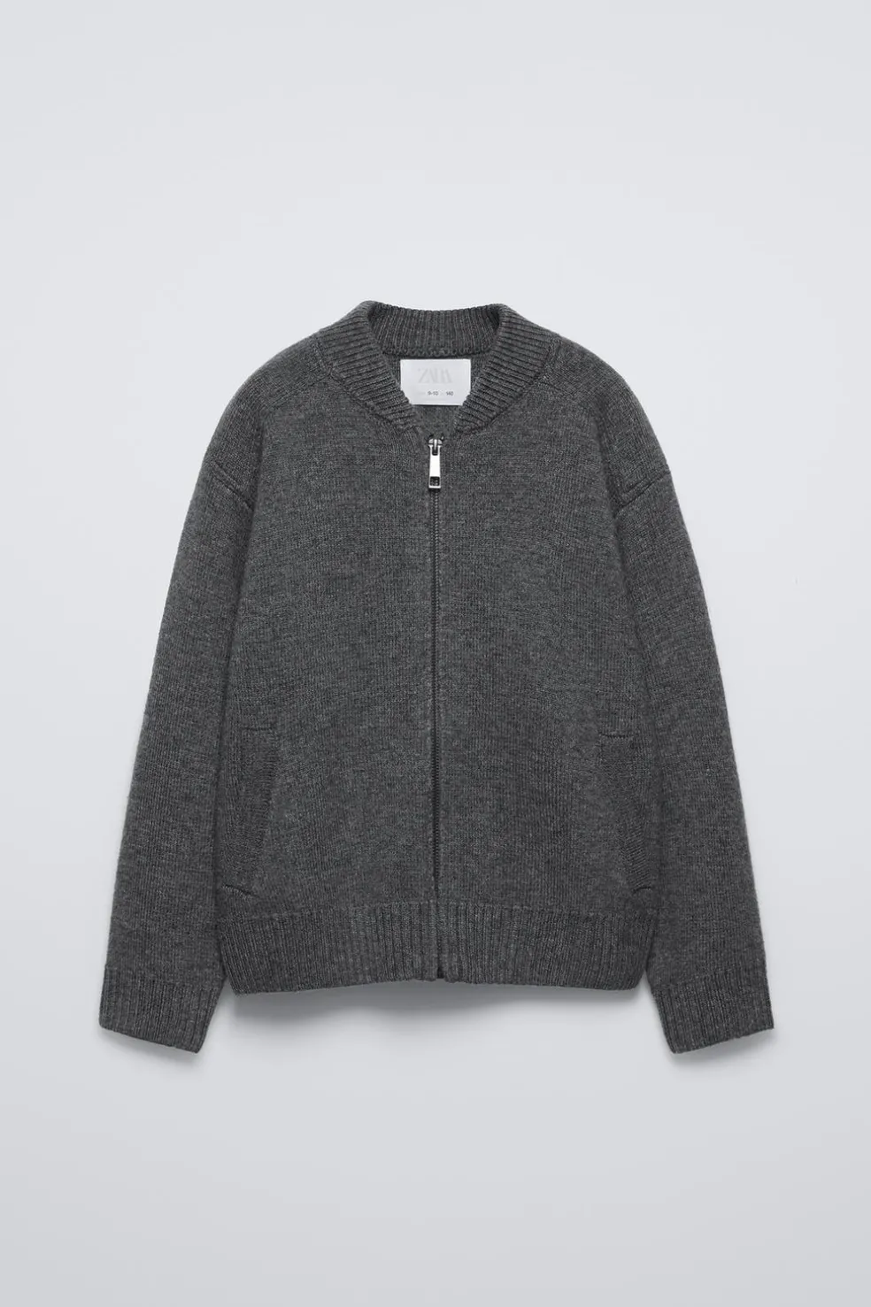BOMBER DE MALHA COM FECHO DE CORRER E LÃ-ZARA Outlet