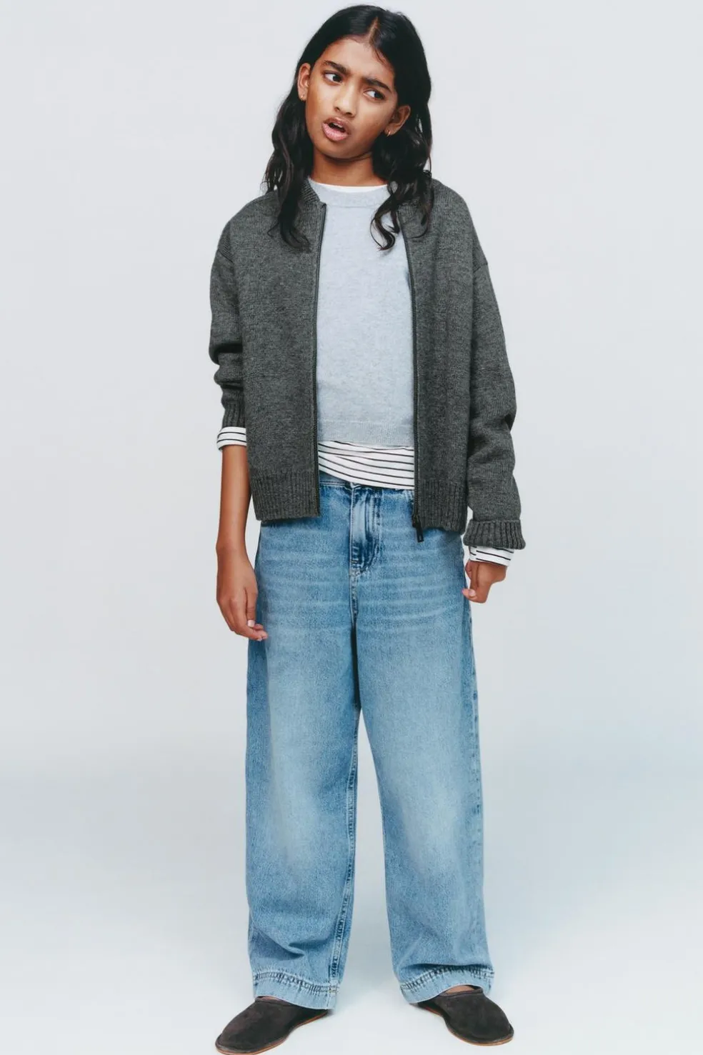 BOMBER DE MALHA COM FECHO DE CORRER E LÃ-ZARA Outlet