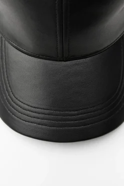 ZARA Acessórios / Bijuteria^BONÉ PELE Preto