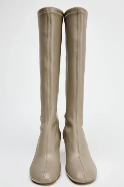 ZARA Sapatos^BOTA ALTA EM PELE SUAVE Branco-cru