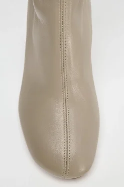 ZARA Sapatos^BOTA ALTA EM PELE SUAVE Branco-cru