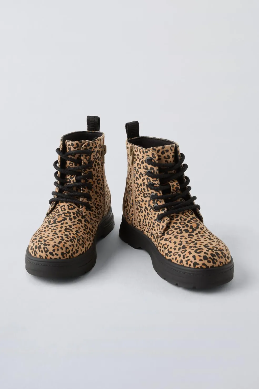 BOTA COM ATAQUEADORES ANIMAL PRINT-ZARA Flash Sale