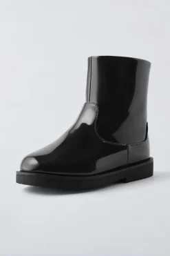 BOTA COM EFEITO ENVERNIZADO-ZARA Shop