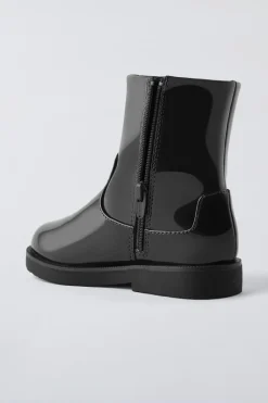 BOTA COM EFEITO ENVERNIZADO-ZARA Shop