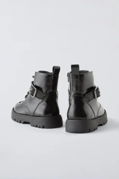 BOTA COM FIVELA-ZARA Store