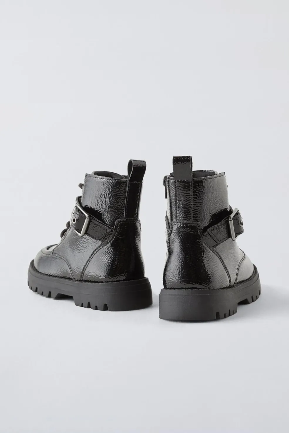 BOTA COM FIVELA-ZARA Store