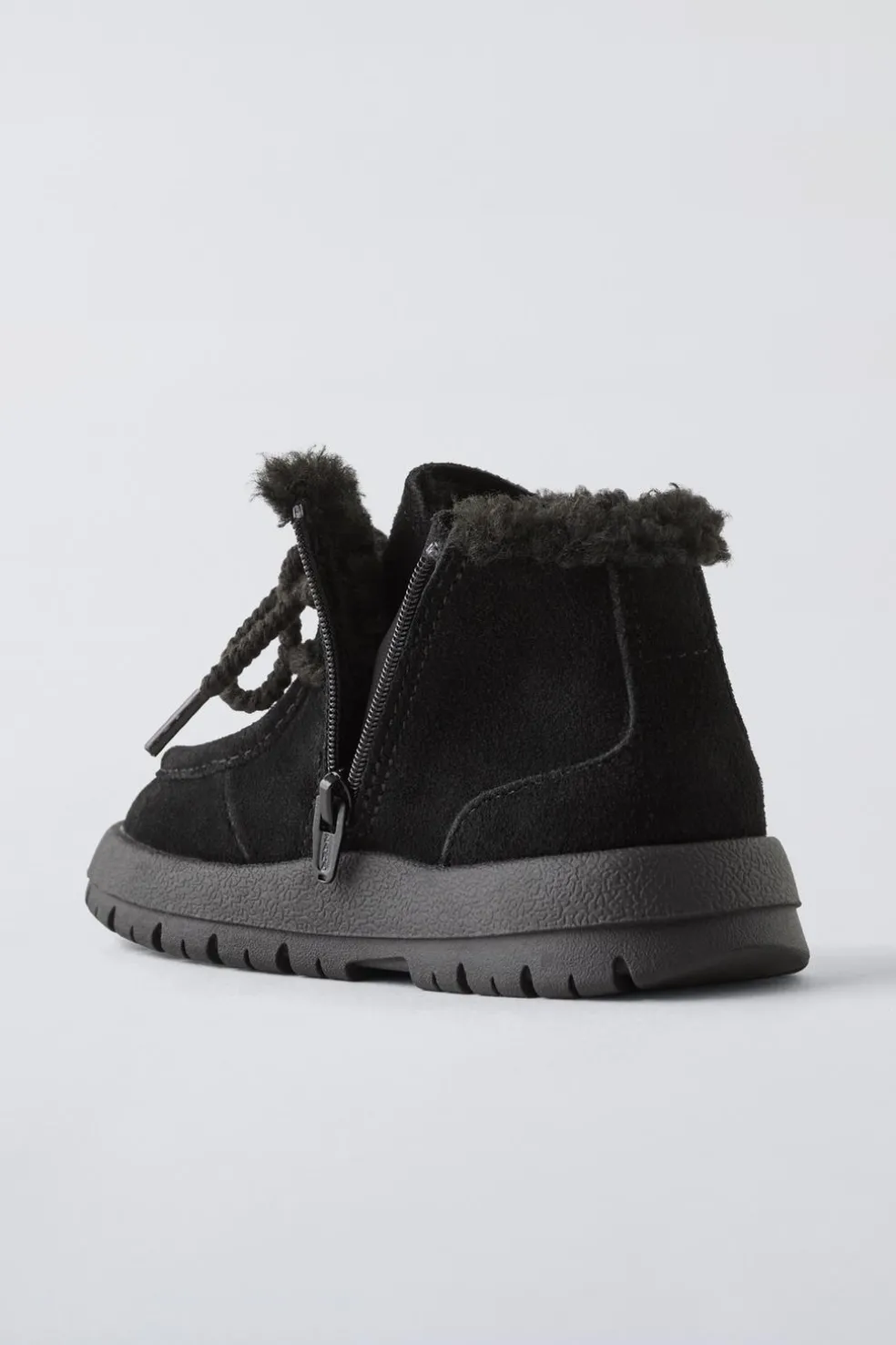 BOTA COM REBORDO EM PELE-ZARA Shop