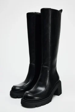 ZARA Sapatos^BOTA COM TACÃO E SOLA DENTADA Preto