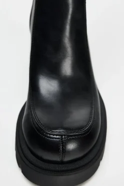 ZARA Sapatos^BOTA COM TACÃO E SOLA DENTADA Preto