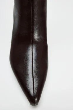 ZARA Sapatos^BOTA COM TACÃO FINO Castanho